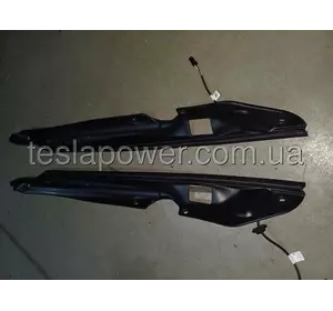 Датчик проти зажимання Tesla S Plaid 2021-2023