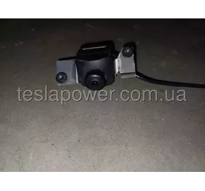 Камера в кришку багажника Tesla S Plaid 2021-2023