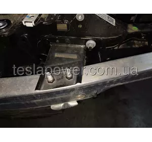 Кріплення переднього підсилювача Tesla S Plaid 2021-2023