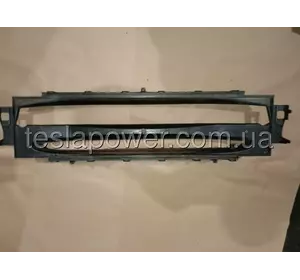 Дифлектор  центрального раддіатора Тесла Модель С Tesla Model S   600819300B